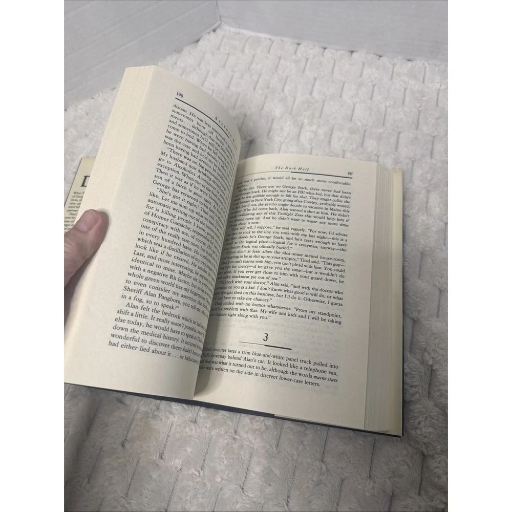 Stephen King-The Dark Half Hardcover Book 1989  First Edition First Printing DJ